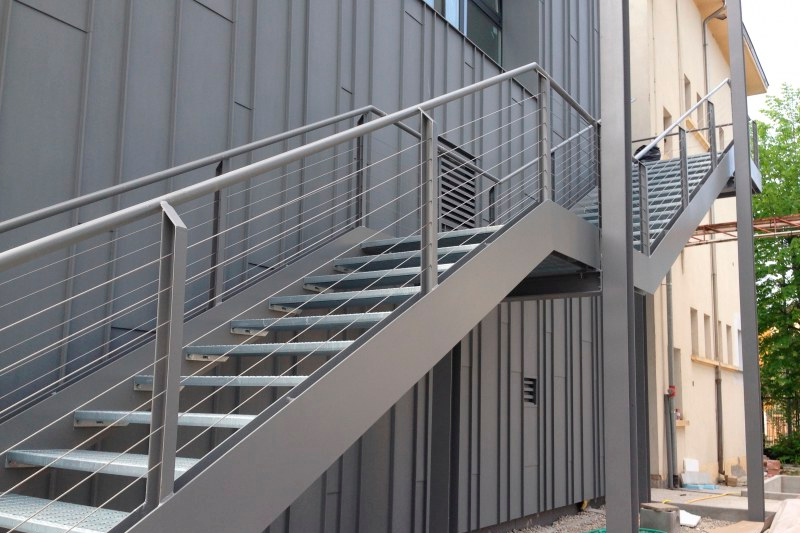 Fabricação de Escadas metálicas em Curitiba ou Campo Largo